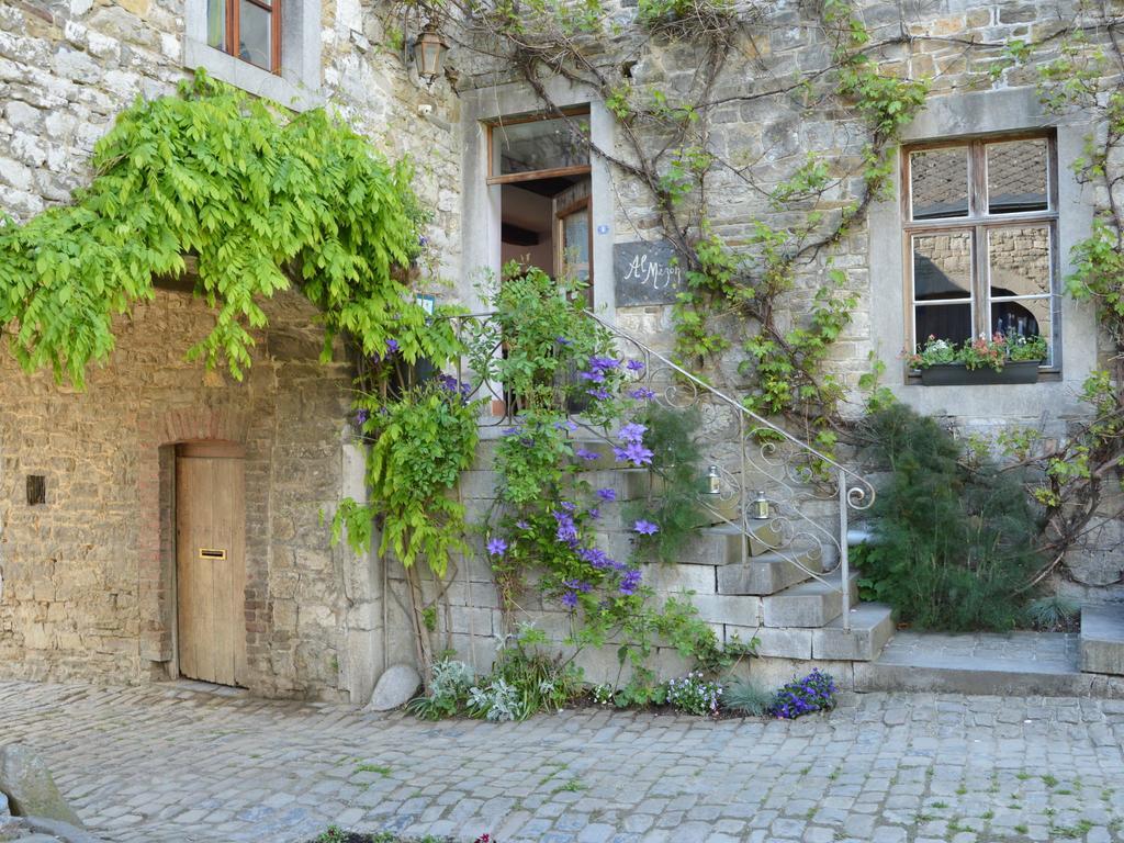 Enchanting Cottage With Terrace Garden Hamoir Exterior foto